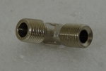 Elbow 1/8" x  1/8" from oil pump to nozzle Y1000/1-65323862 Danfoss
